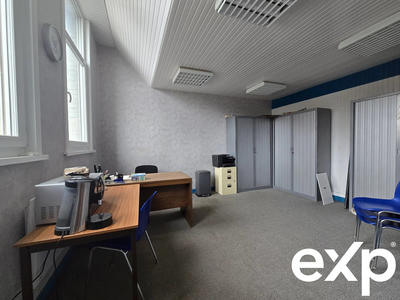 Local d'activités - 180 m² - 5 pièces