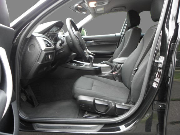 Bmw Série 1 118i 136 Ch Lounge 5 Portes