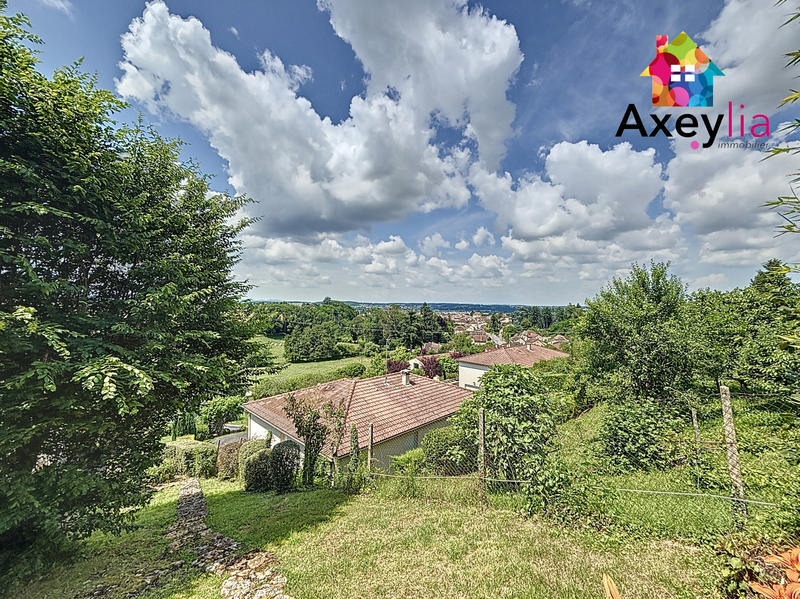 Maison - 136 m² - 6 pièces