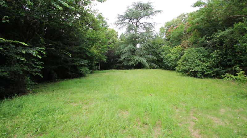 Maison - 230 m² - 8 pièces