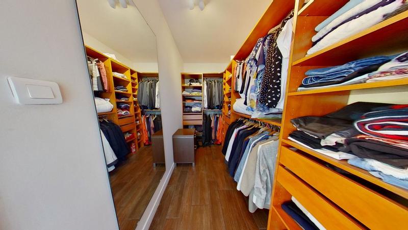 Villa - 227 m² - 6 pièces