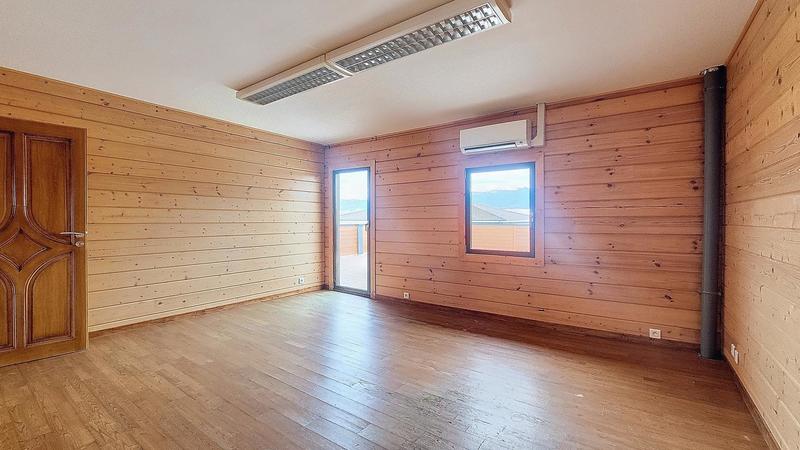 Bureau - 457 m² - 12 pièces