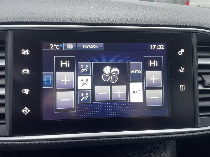 Peugeot 308 II 2013 1.2i 12v s&amp;S - 110 Style