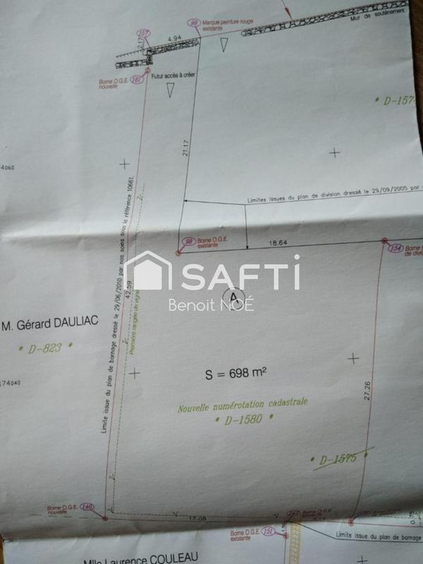 Terrain - 698 m²