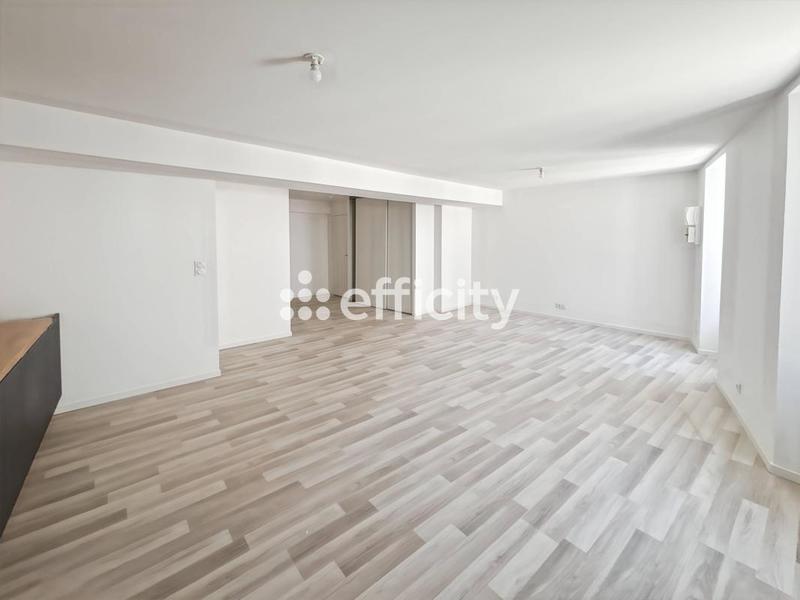 Appartement - 66 m² - 3 pièces