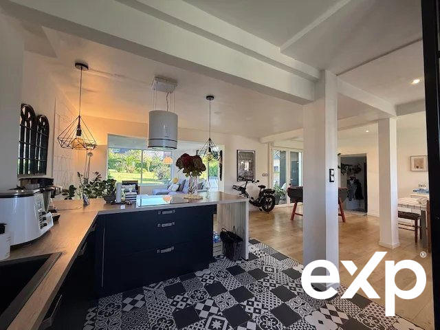 Maison - 127 m² - 5 pièces