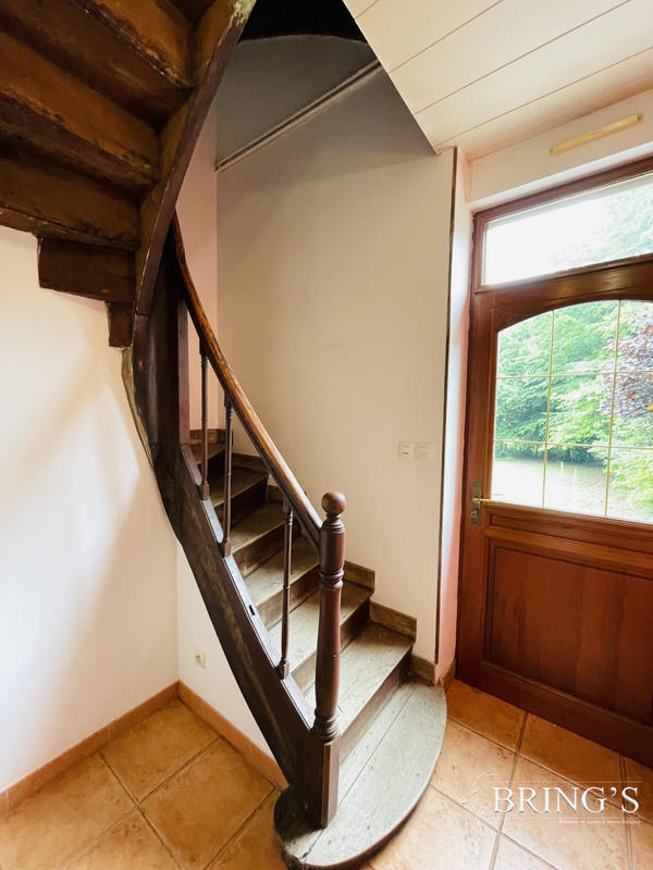 Maison - 95 m² - 5 pièces