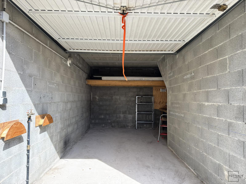 Parking / Garage - 21 m²