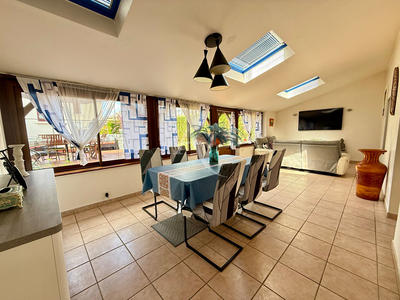 Maison - 131 m² - 6 pièces