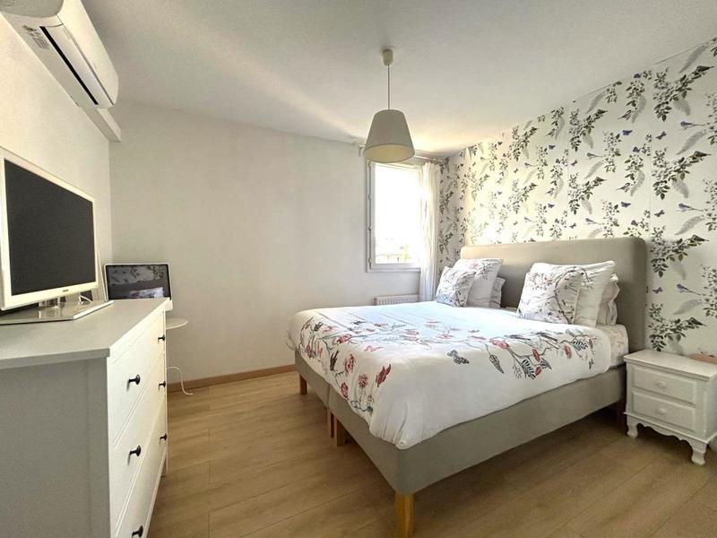 Appartement - 84 m² - 4 pièces