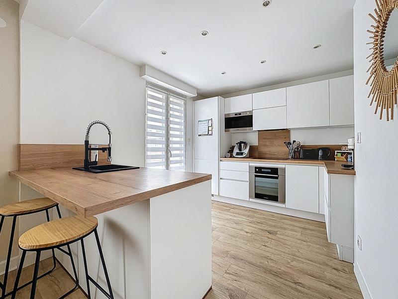 Maison - 81 m² - 5 pièces