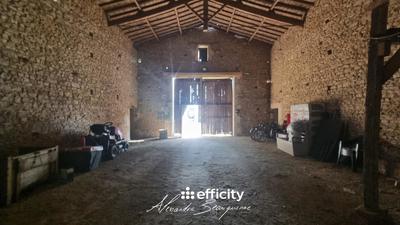 Maison - 207 m² - 5 pièces