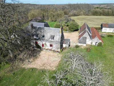 Maison - 600 m² - 5 pièces