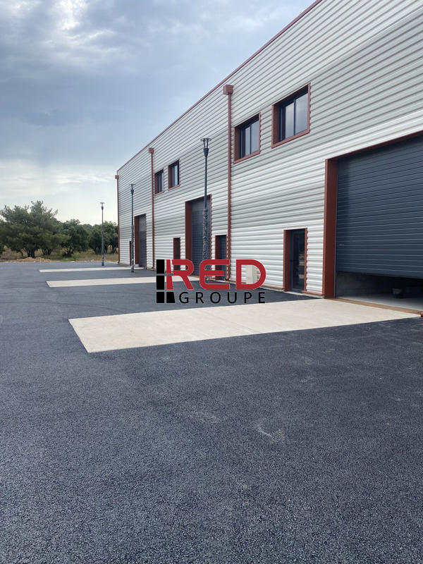 Local d'activités - 369 m²