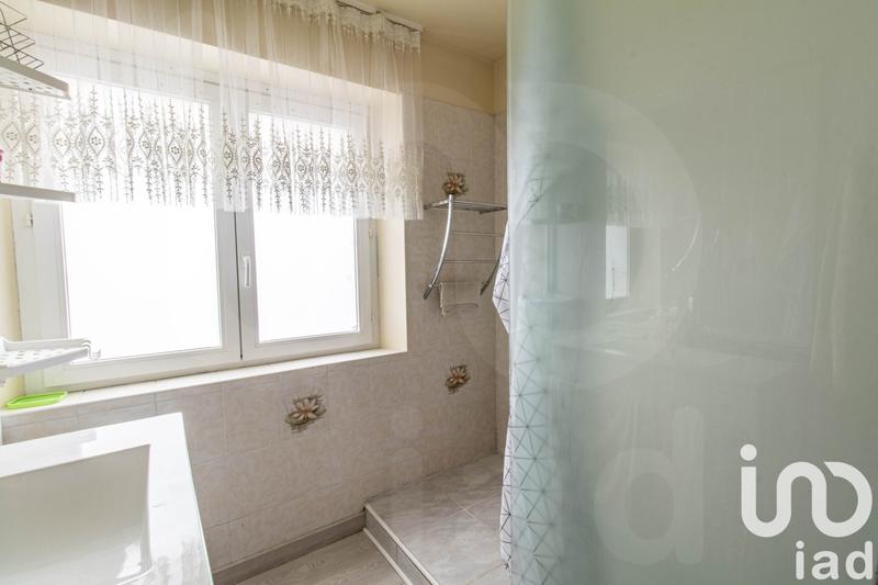 Maison - 330 m² - 15 pièces