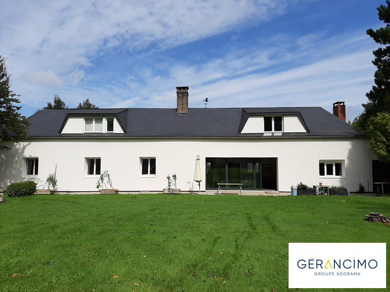 Maison - 216 m² - 8 pièces