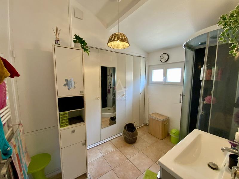 Maison - 99 m² - 3 pièces