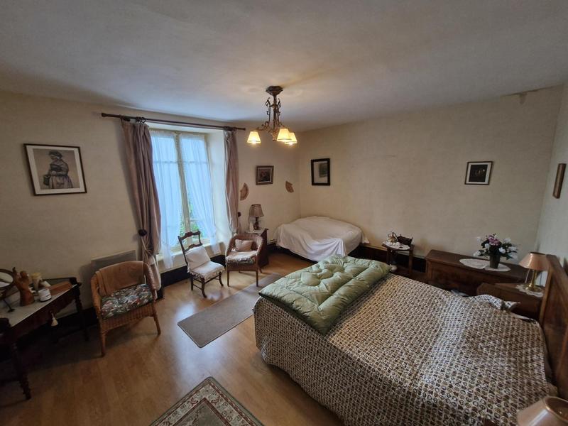 Maison - 171 m² - 8 pièces