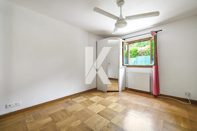 Maison - 162 m² - 7 pièces