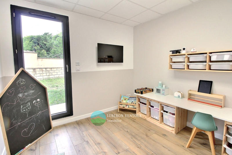 Maison - 246 m² - 8 pièces