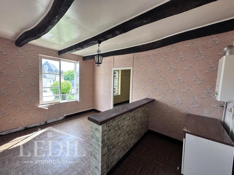 Maison - 94 m² - 5 pièces