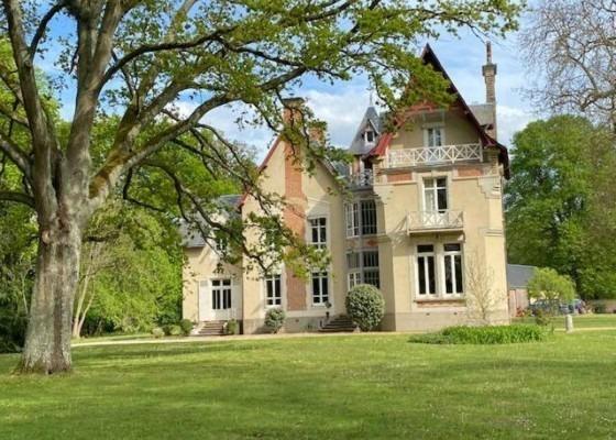 Manoir - 460 m² - 10 pièces