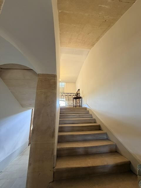 Propriété - 400 m² - 11 pièces