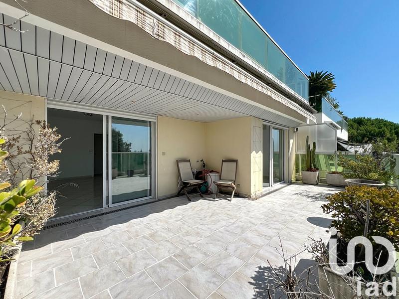 Appartement - 100 m² - 3 pièces