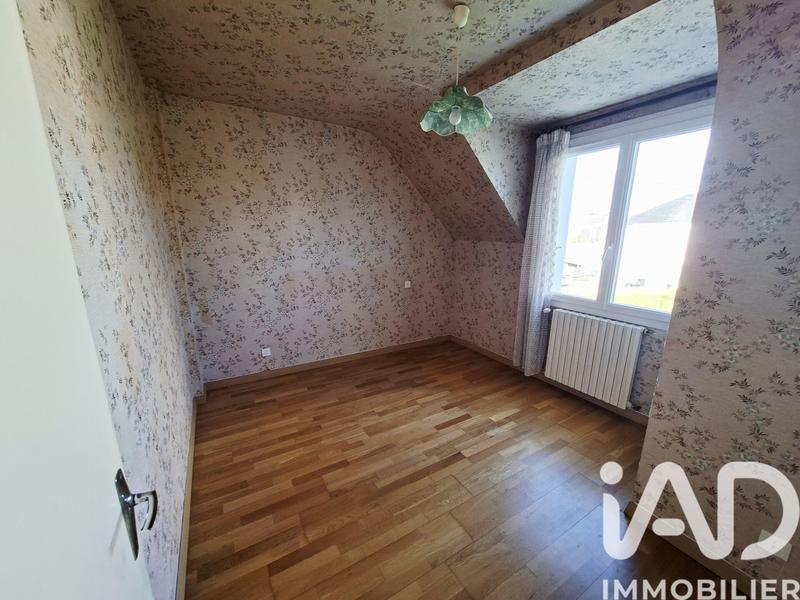 Maison - 93 m² - 5 pièces