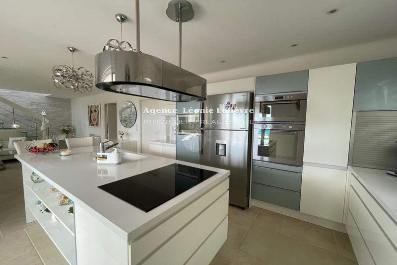 Maison - 145 m² - 5 pièces