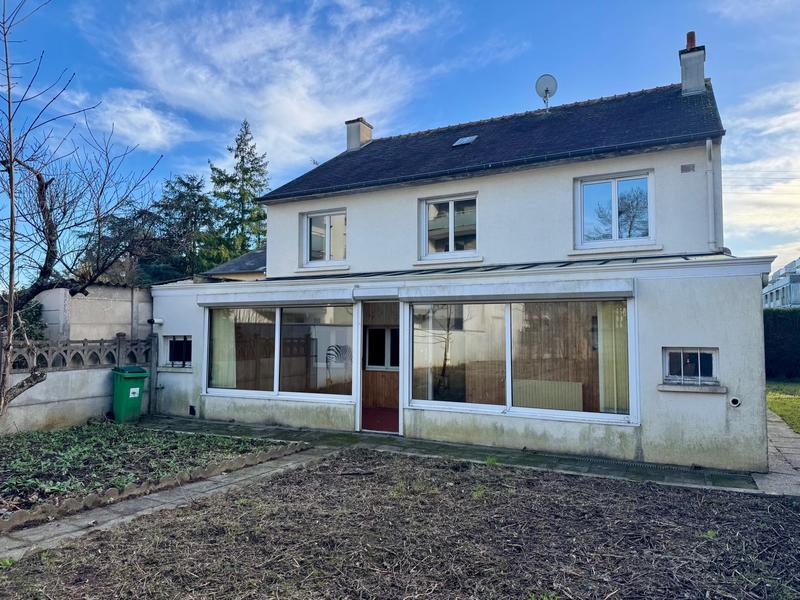 Maison - 135 m² - 6 pièces