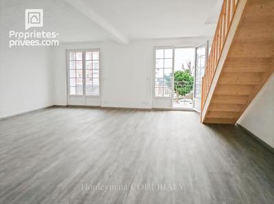 Maison - 76 m² - 4 pièces