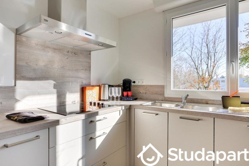 Chambre - 11 m² - 1 pièce