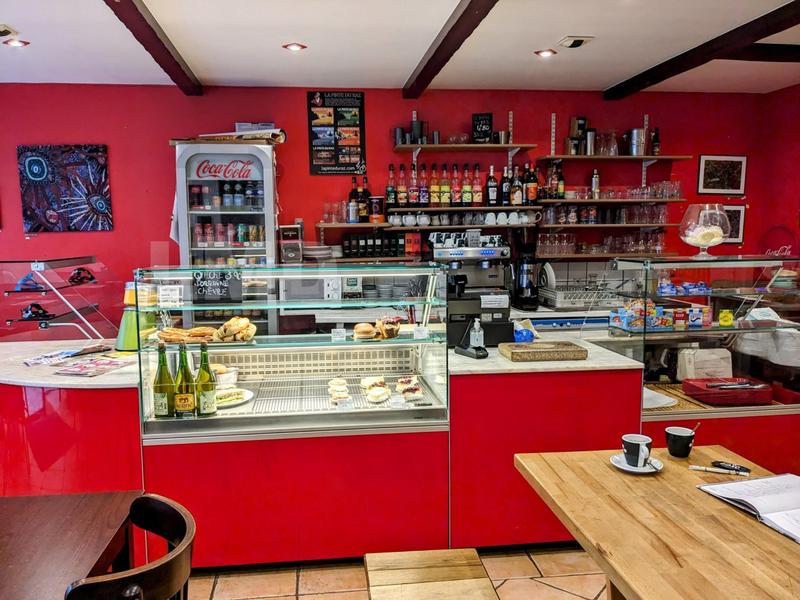 Magasins - 100 m² - 3 pièces