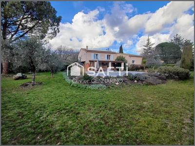 Maison - 173 m² - 7 pièces