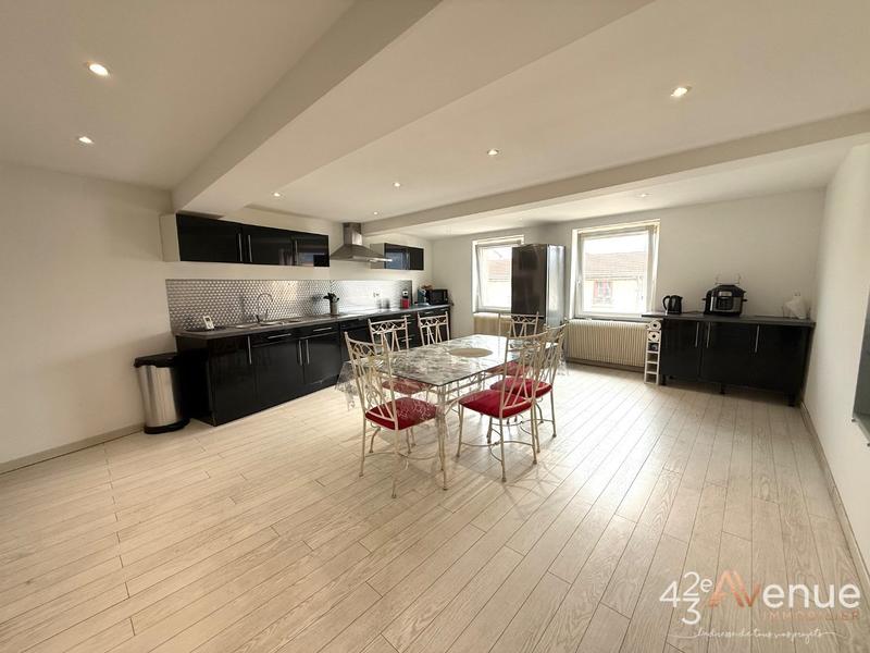 Maison - 112 m² - 5 pièces