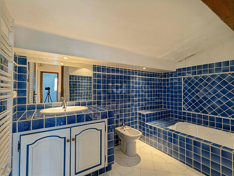 Villa - 356 m² - 11 pièces