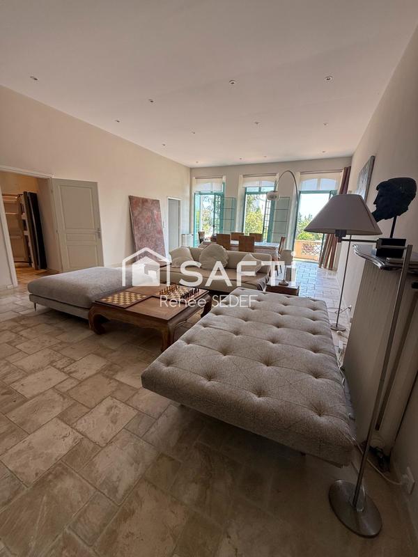 Appartement - 148 m² - 3 pièces