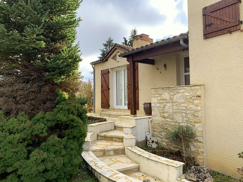 Maison - 91 m² - 5 pièces