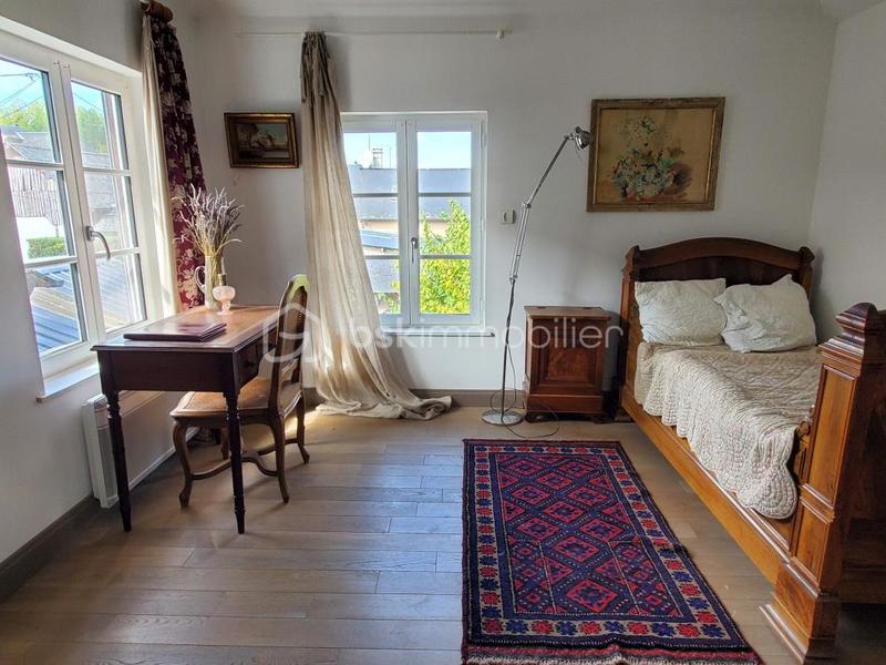 Maison - 150 m² - 7 pièces