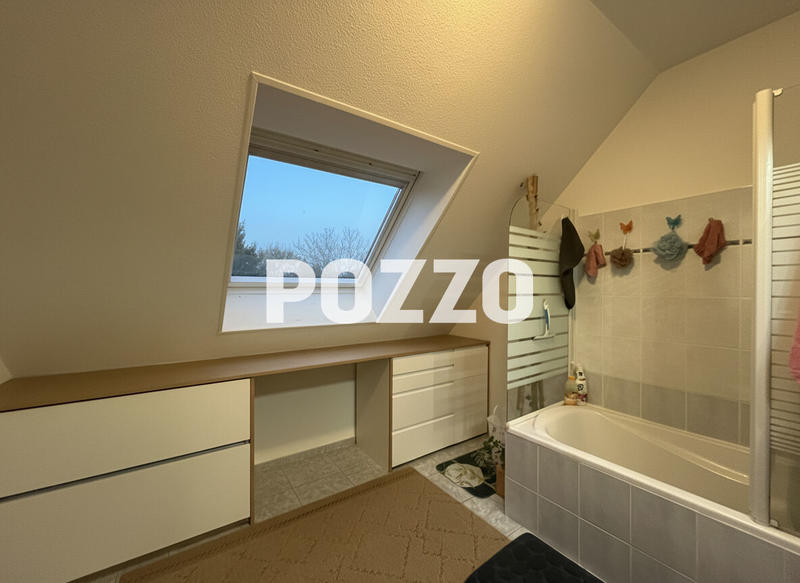 Maison - 91 m² - 5 pièces