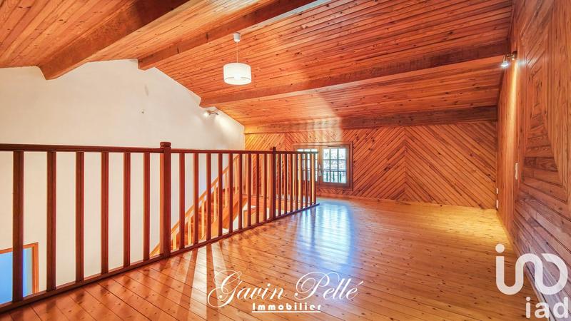 Maison - 210 m² - 7 pièces