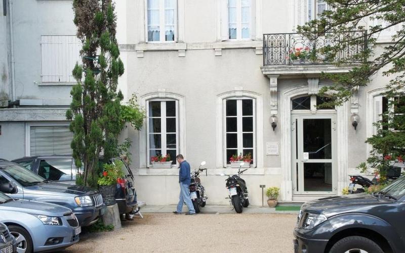 Immeuble - 1 340 m² - 21 pièces