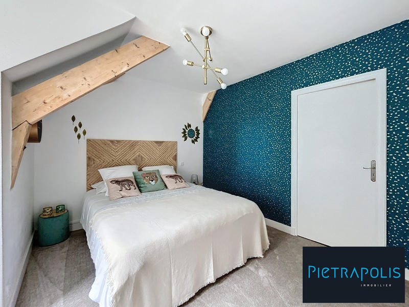 Maison - 380 m² - 12 pièces