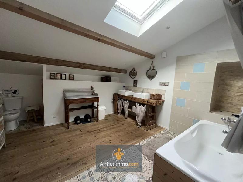 Maison - 161 m² - 5 pièces