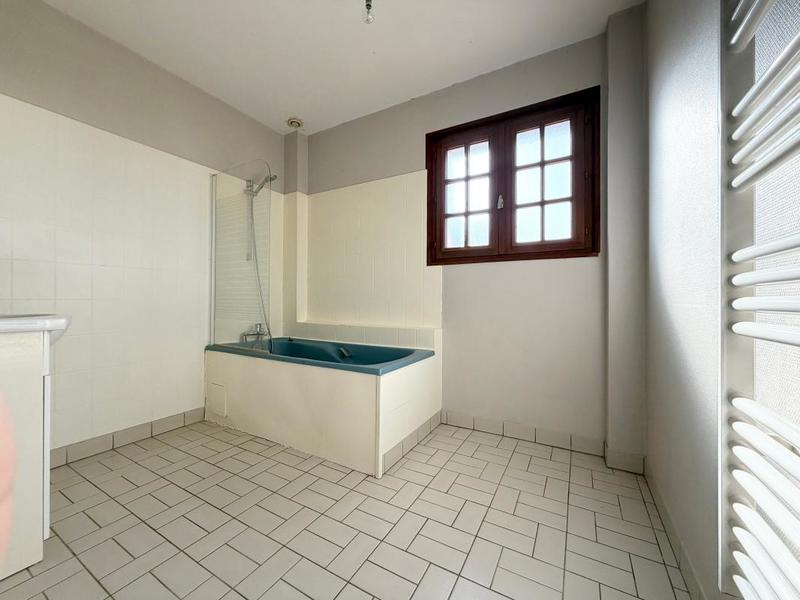 Maison - 147 m² - 7 pièces