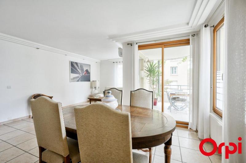 Appartement - 83 m² - 3 pièces