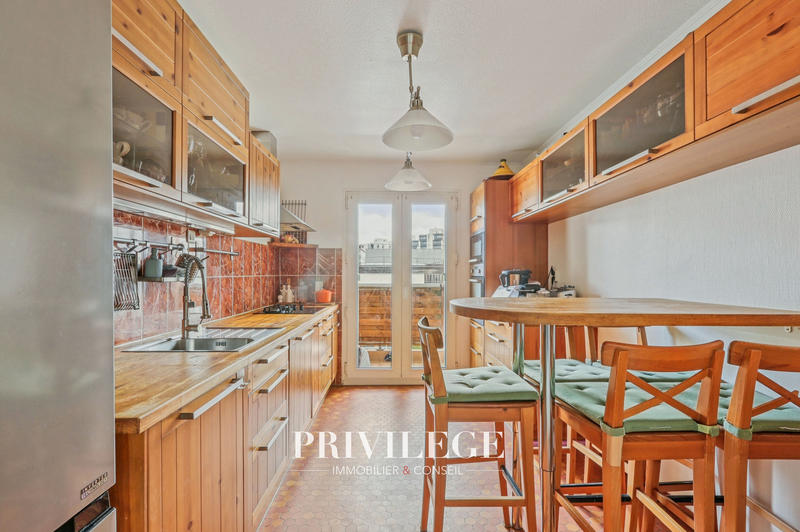 Appartement - 108 m² - 5 pièces