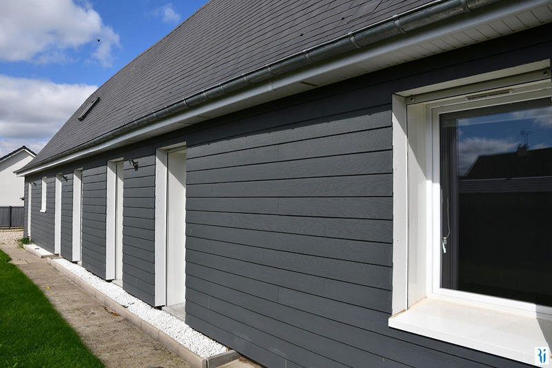 Maison - 98 m² - 5 pièces