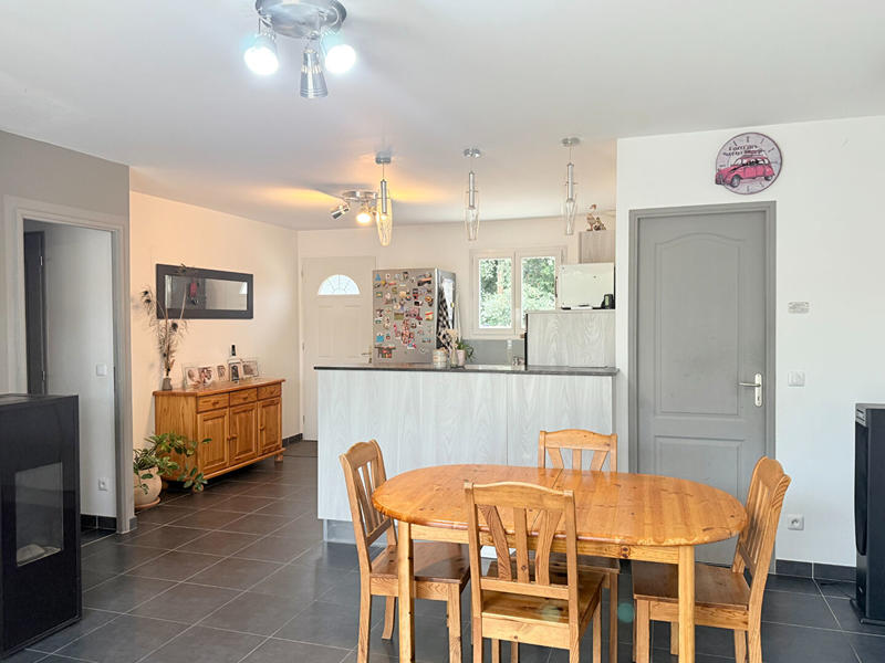 Maison - 81 m² - 4 pièces